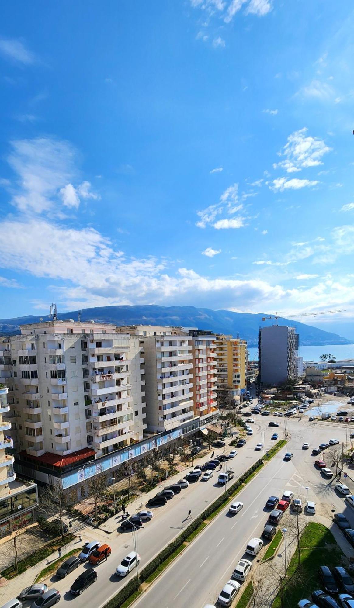 Avalona Apartment 1 Vlore Exterior photo